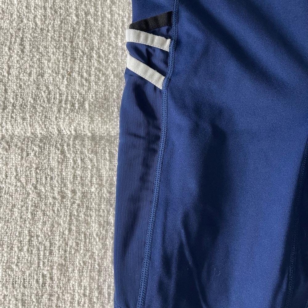 Fabletics Set - Picture 7 of 7